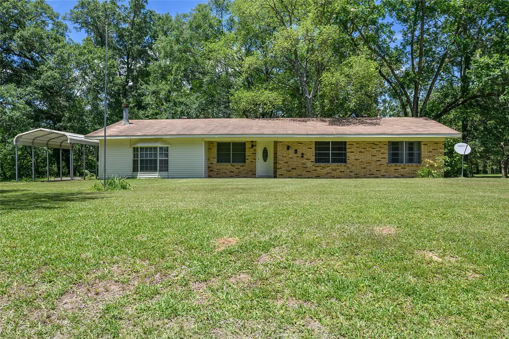 802 Caddo Lease Mooringsport, LA 71060