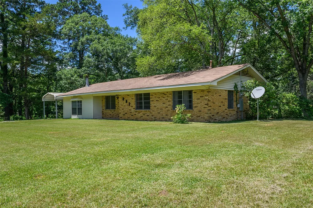 802 Caddo Lease Mooringsport, LA 71060