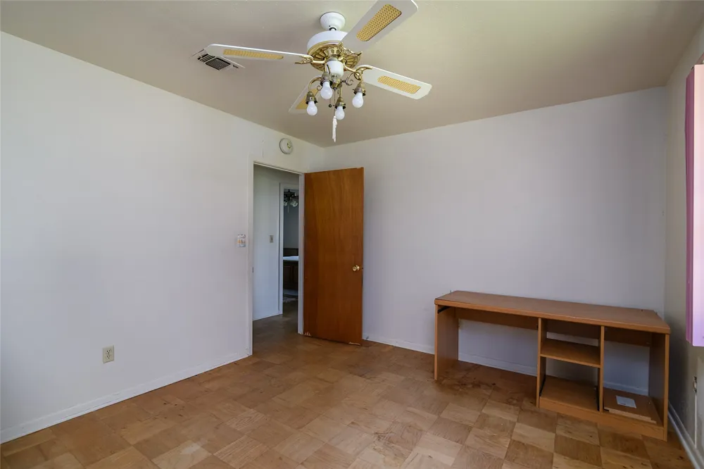802 Caddo Lease Mooringsport, LA 71060