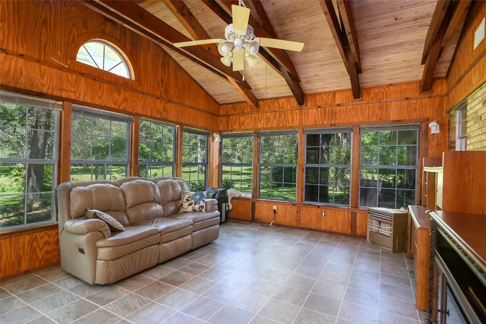 802 Caddo Lease Mooringsport, LA 71060