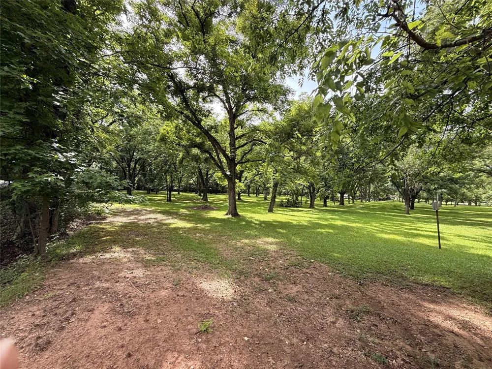 802 Caddo Lease Mooringsport, LA 71060