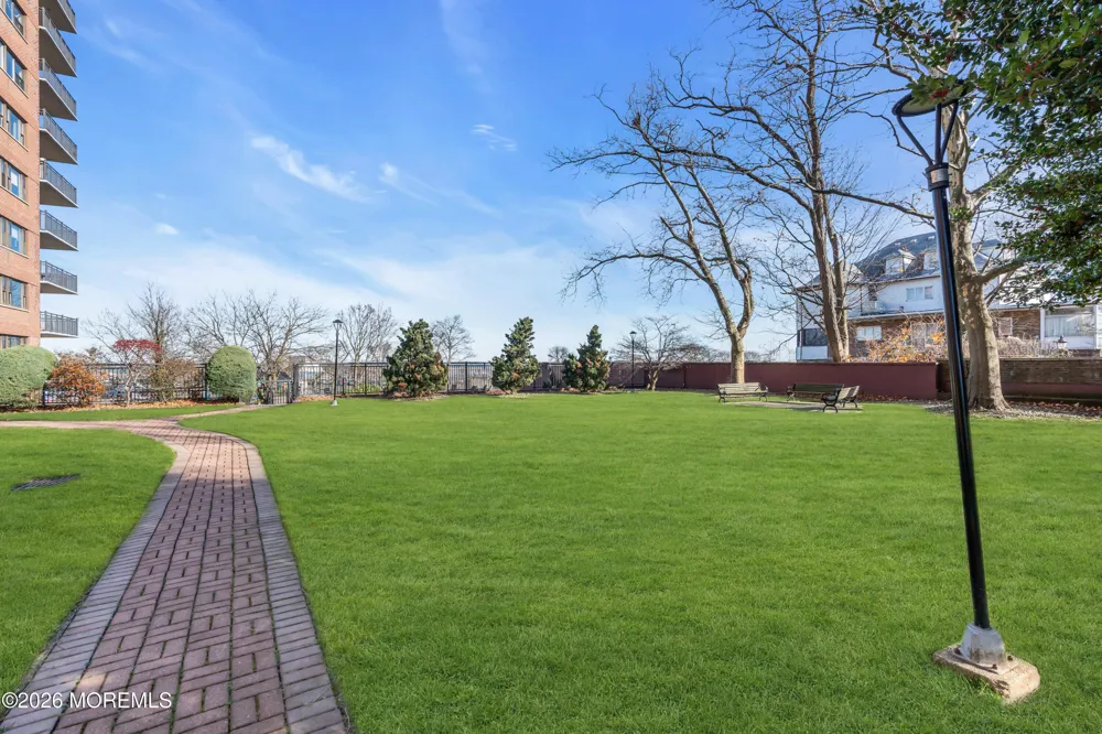10 Ocean Boulevard #1F Atlantic Highlands, NJ 07716