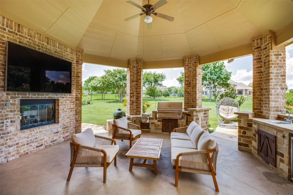 671 Lakeridge Drive Fairview, TX 75069