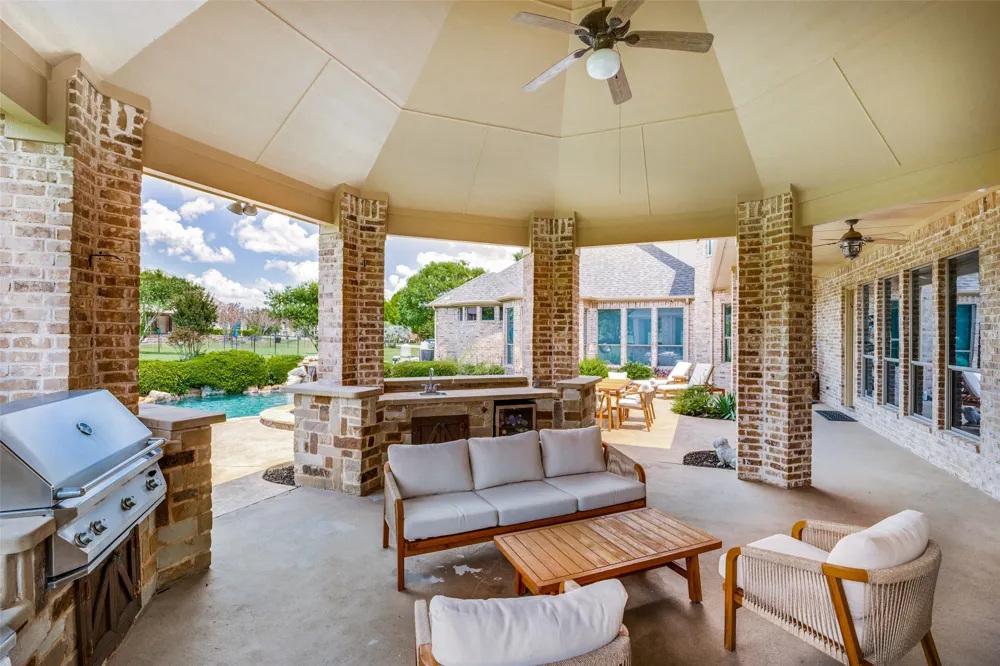 671 Lakeridge Drive Fairview, TX 75069