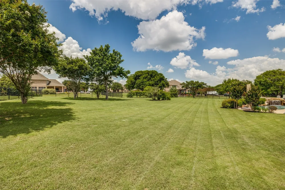 671 Lakeridge Drive Fairview, TX 75069