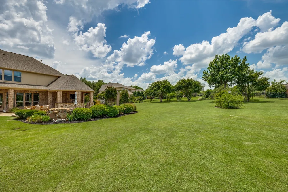 671 Lakeridge Drive Fairview, TX 75069