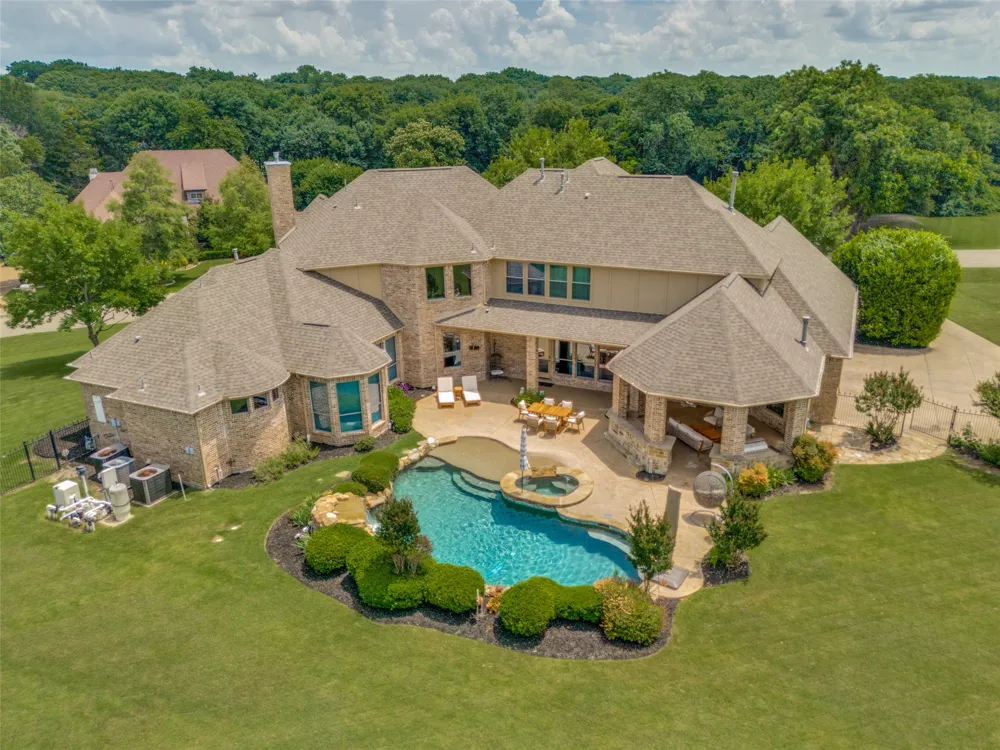 671 Lakeridge Drive Fairview, TX 75069