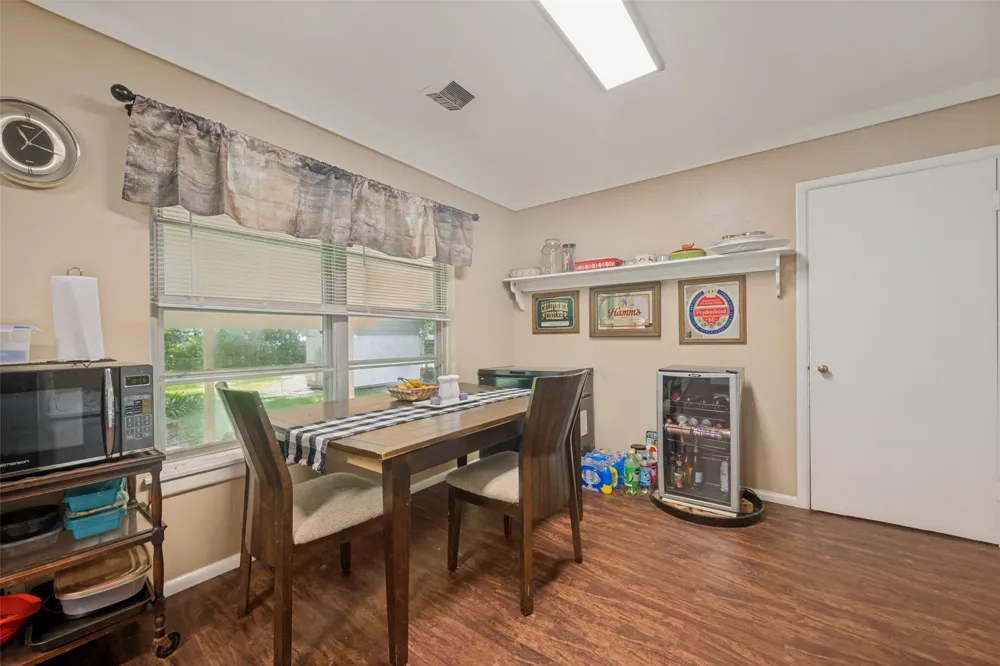 1306 Magnolia Street Gainesville, TX 76240