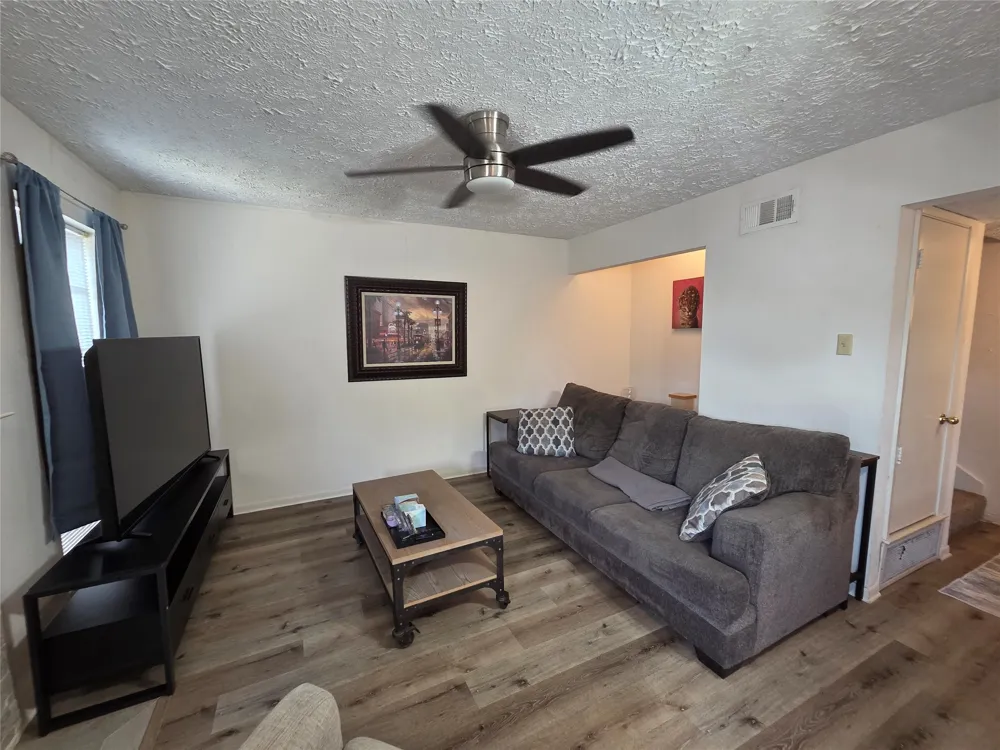 1402 S Carrier Parkway #307 Grand Prairie, TX 75051