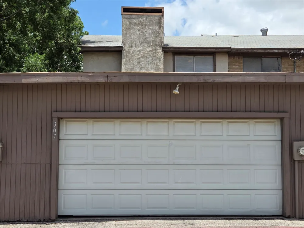 1402 S Carrier Parkway #307 Grand Prairie, TX 75051