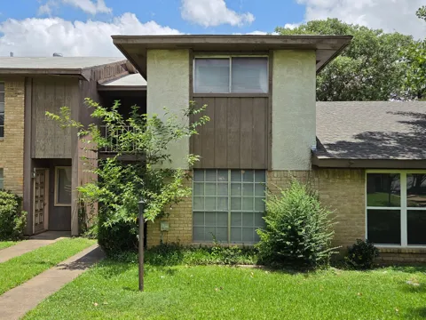 1402 S Carrier Parkway #307