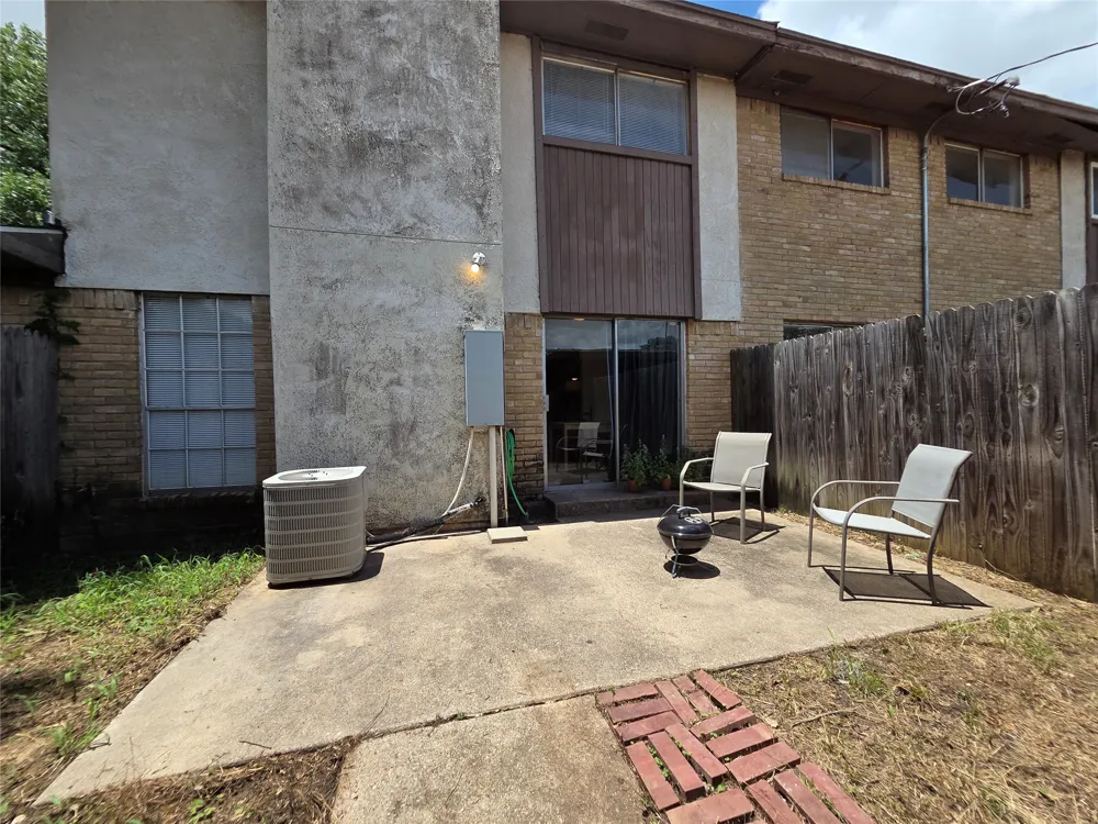 1402 S Carrier Parkway #307 Grand Prairie, TX 75051