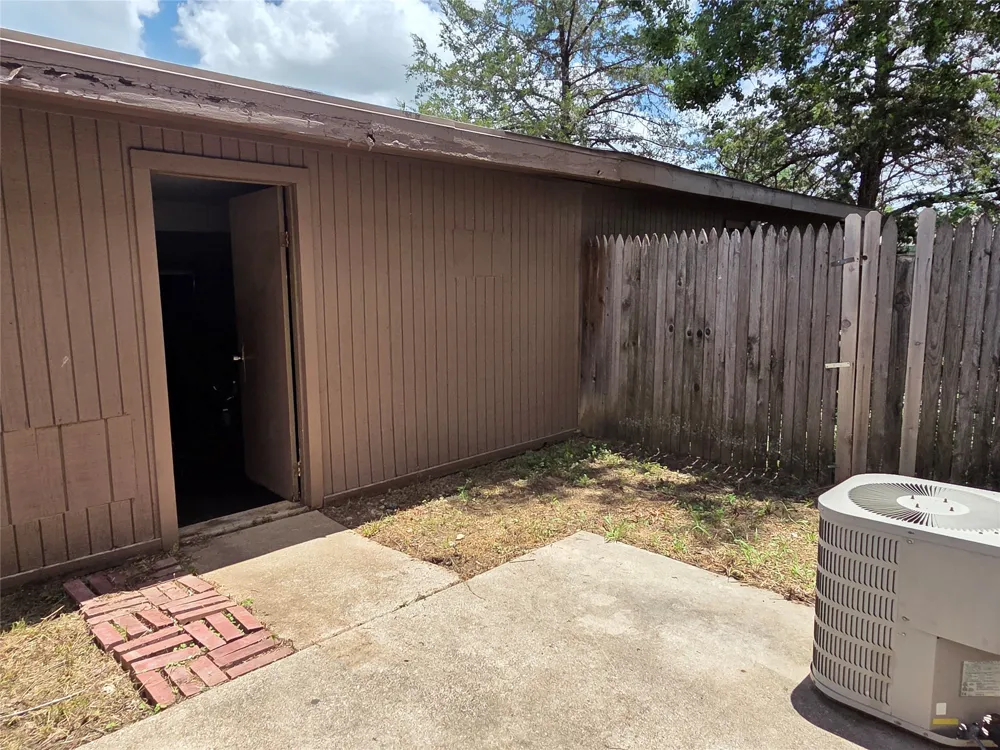 1402 S Carrier Parkway #307 Grand Prairie, TX 75051