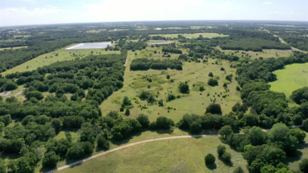 213 County Road 1560 Alvord, TX 76225