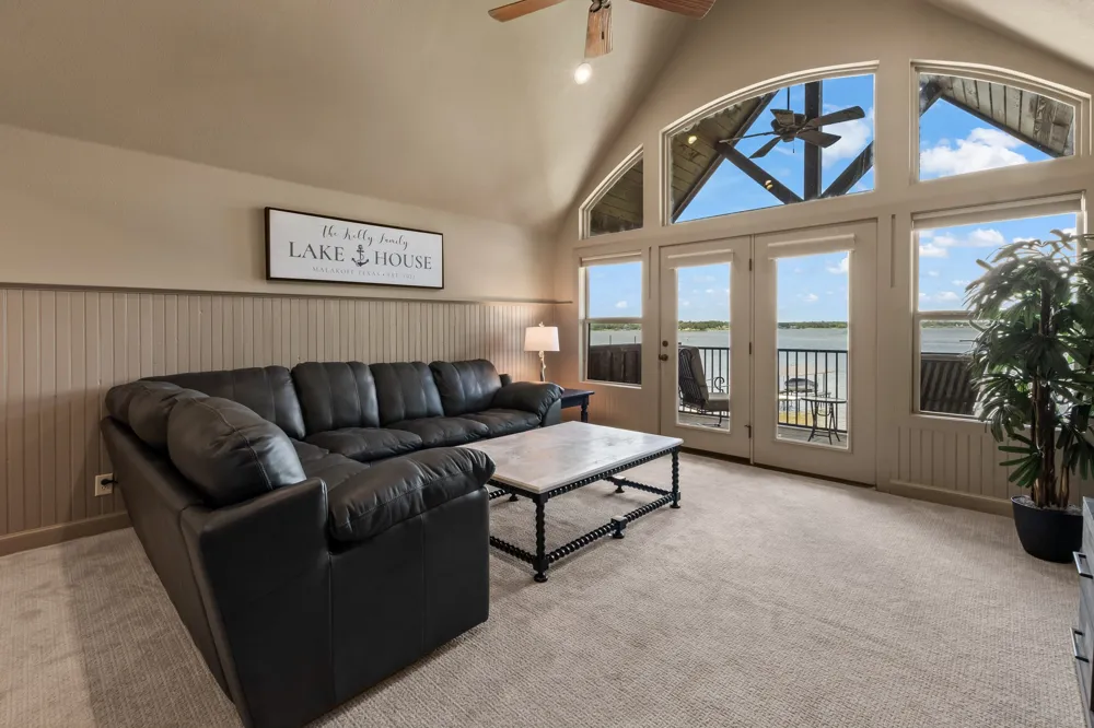 229 Beverly Drive Malakoff, TX 75148