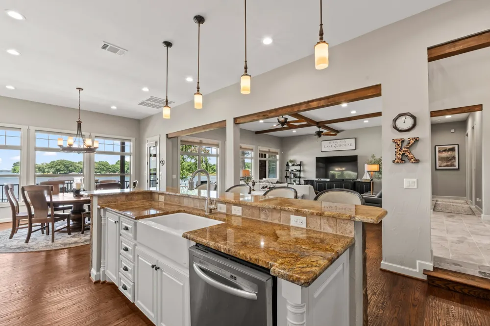 229 Beverly Drive Malakoff, TX 75148