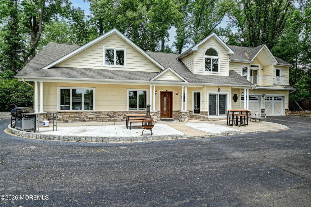 65 Phalanx Road Lincroft, NJ 07738