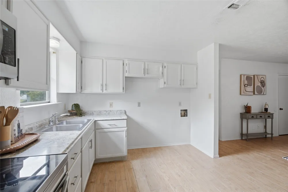 200 Russell Street White Settlement, TX 76108