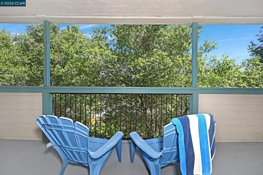 1410 Bel Air Dr #203 Concord, CA 94521