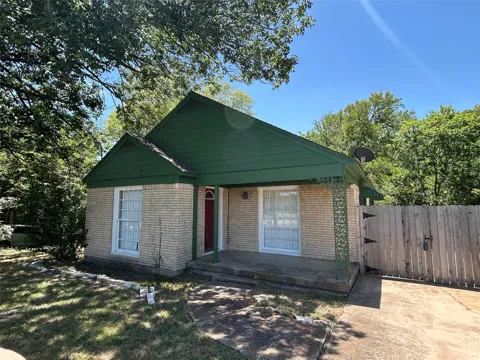 640 E Pleasant Run Road