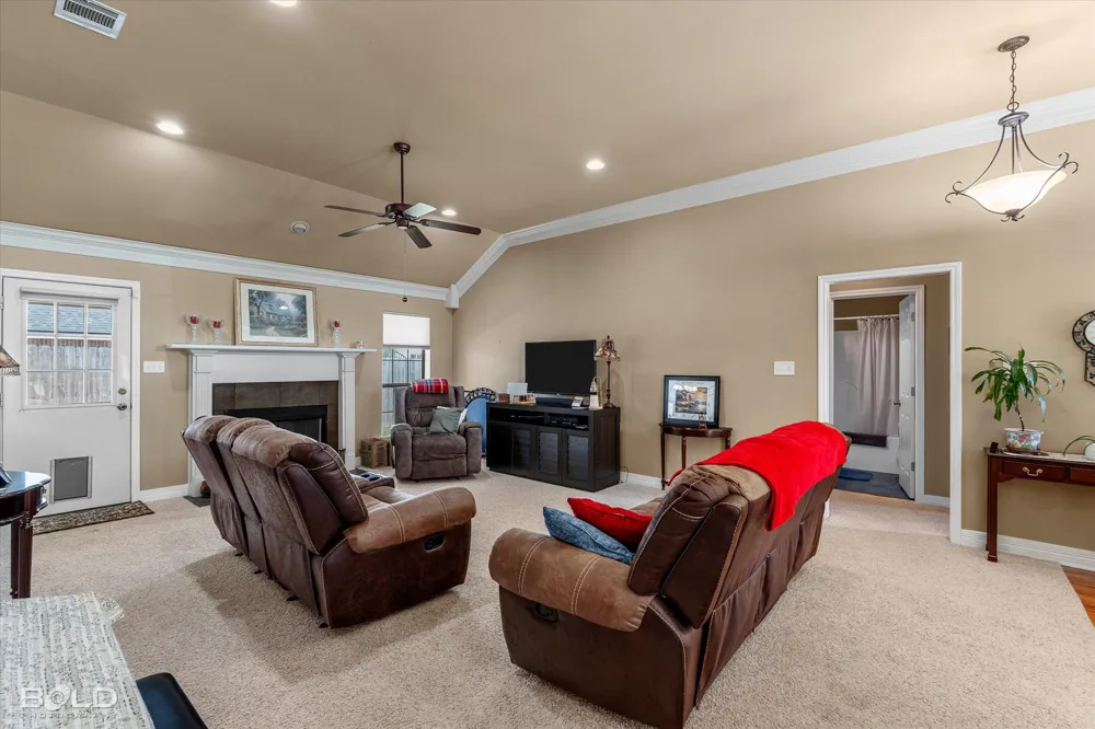 6905 Ash Street Shreveport, LA 71129