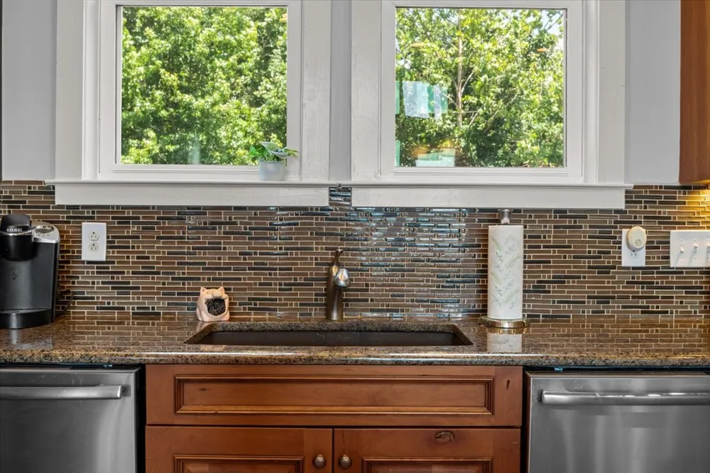 300 Sunset Ridge Waverly, TN 37185
