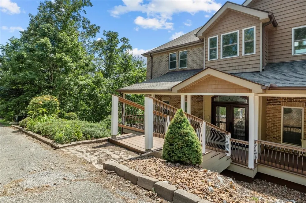 300 Sunset Ridge Waverly, TN 37185