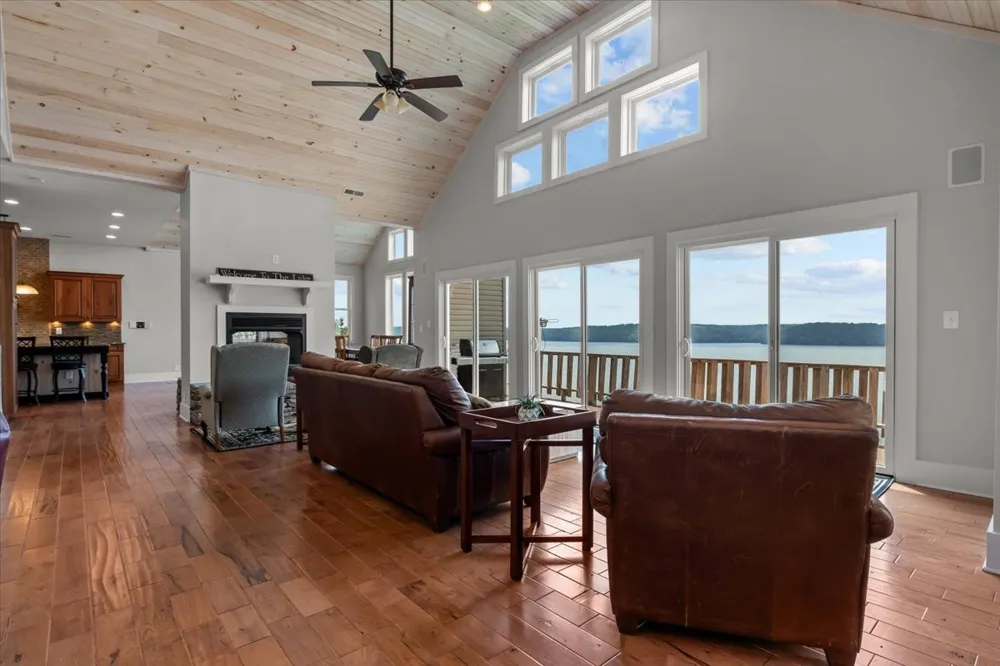 300 Sunset Ridge Waverly, TN 37185