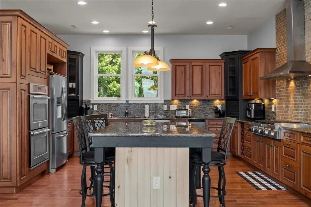 300 Sunset Ridge Waverly, TN 37185