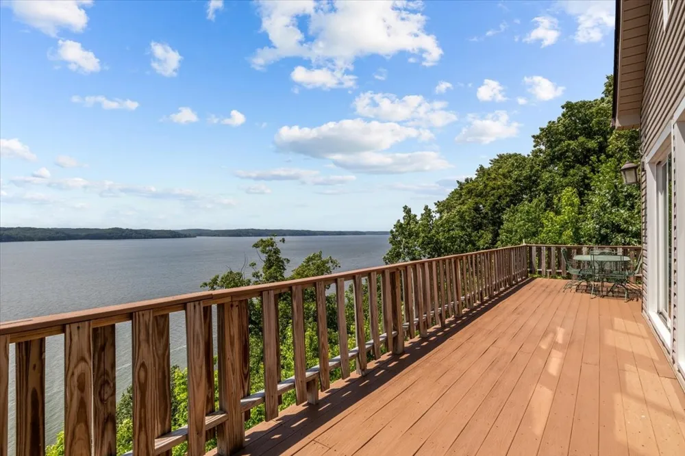 300 Sunset Ridge Waverly, TN 37185