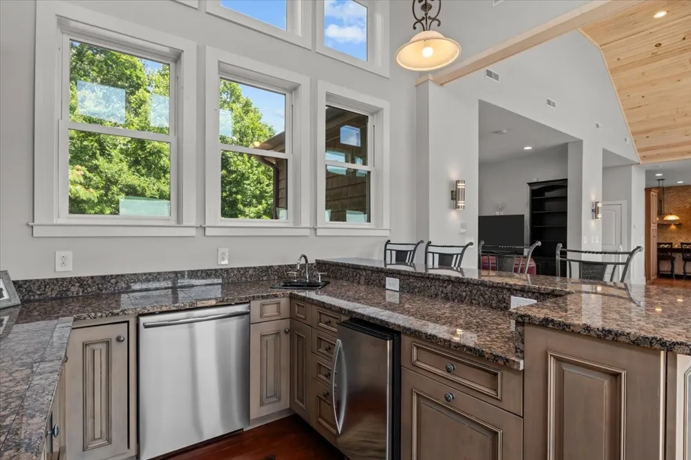300 Sunset Ridge Waverly, TN 37185