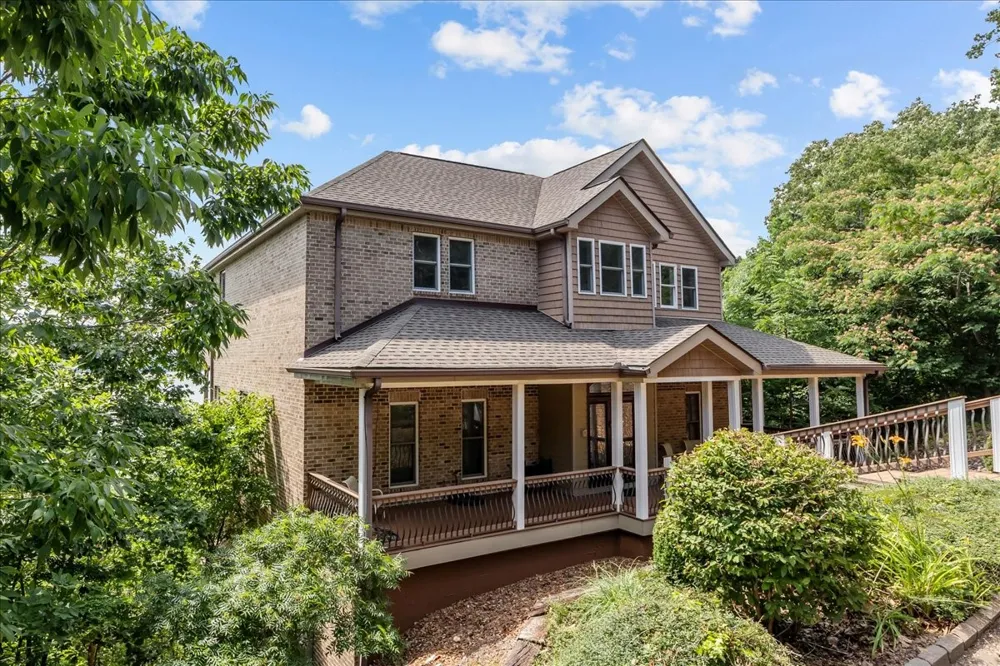 300 Sunset Ridge Waverly, TN 37185