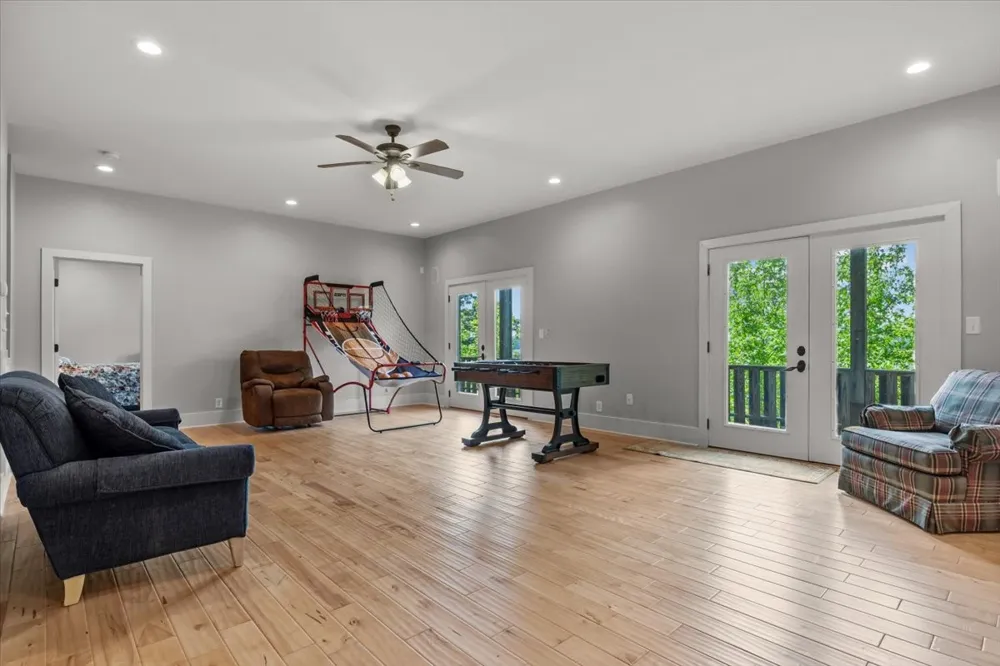 300 Sunset Ridge Waverly, TN 37185