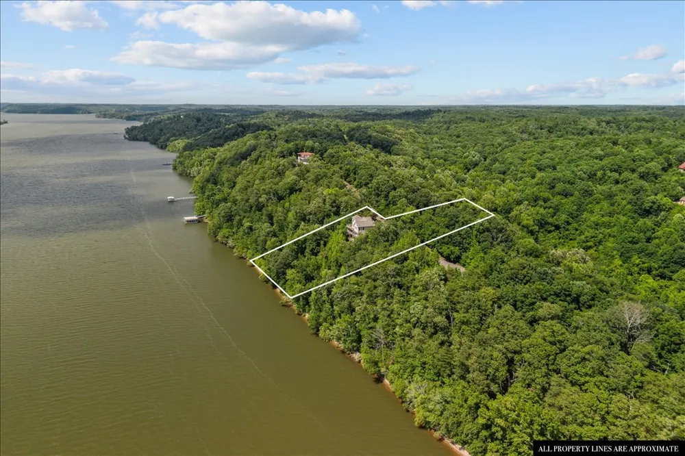 300 Sunset Ridge Waverly, TN 37185