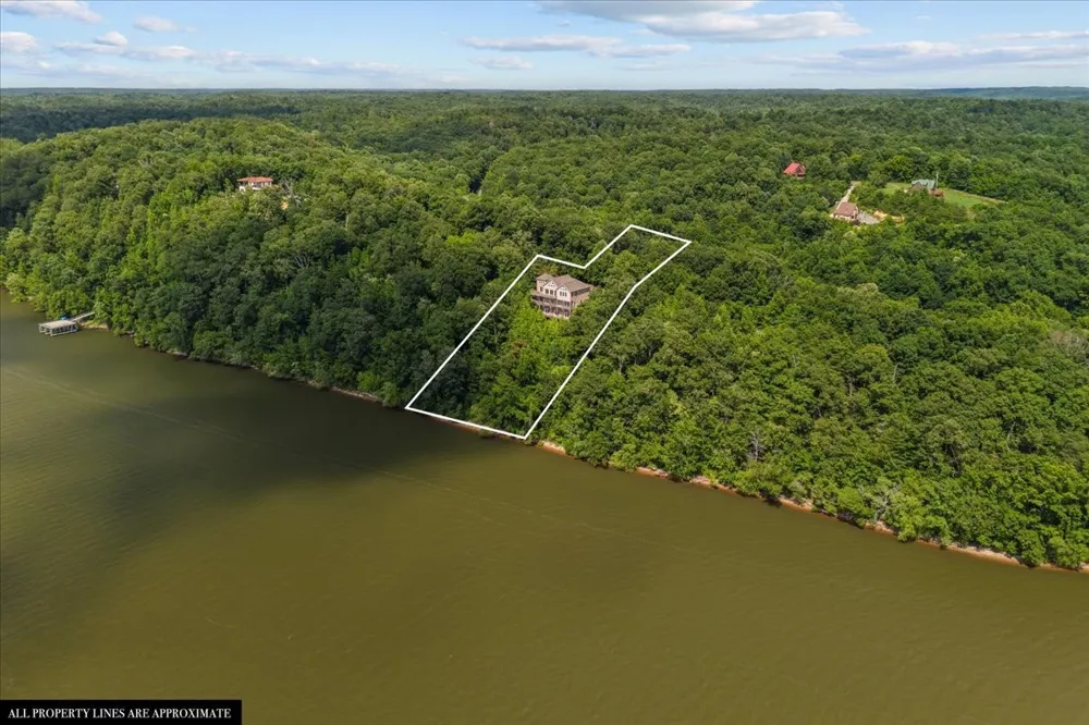 300 Sunset Ridge Waverly, TN 37185