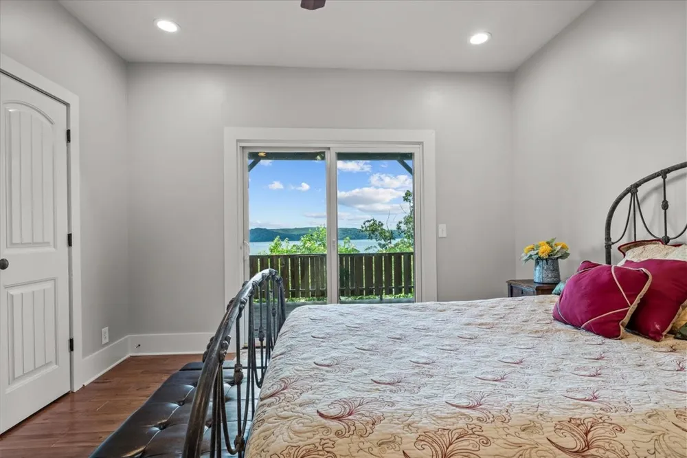 300 Sunset Ridge Waverly, TN 37185