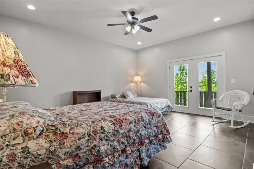 300 Sunset Ridge Waverly, TN 37185