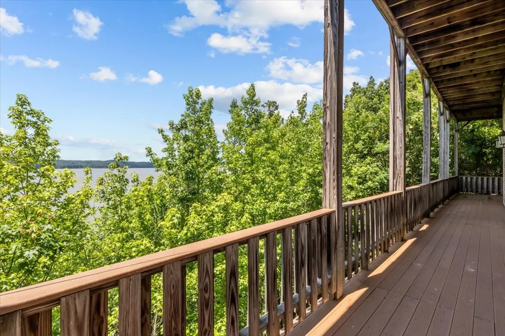 300 Sunset Ridge Waverly, TN 37185