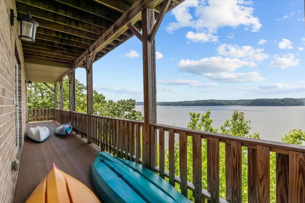 300 Sunset Ridge Waverly, TN 37185