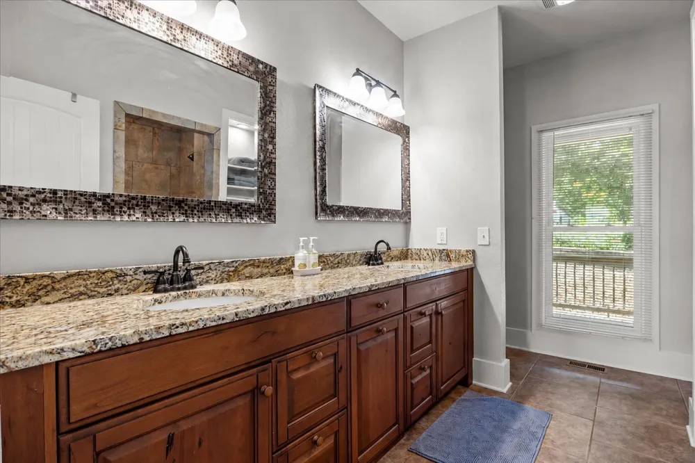 300 Sunset Ridge Waverly, TN 37185