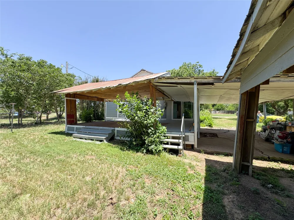 1402 Avenue A Cisco, TX 76437