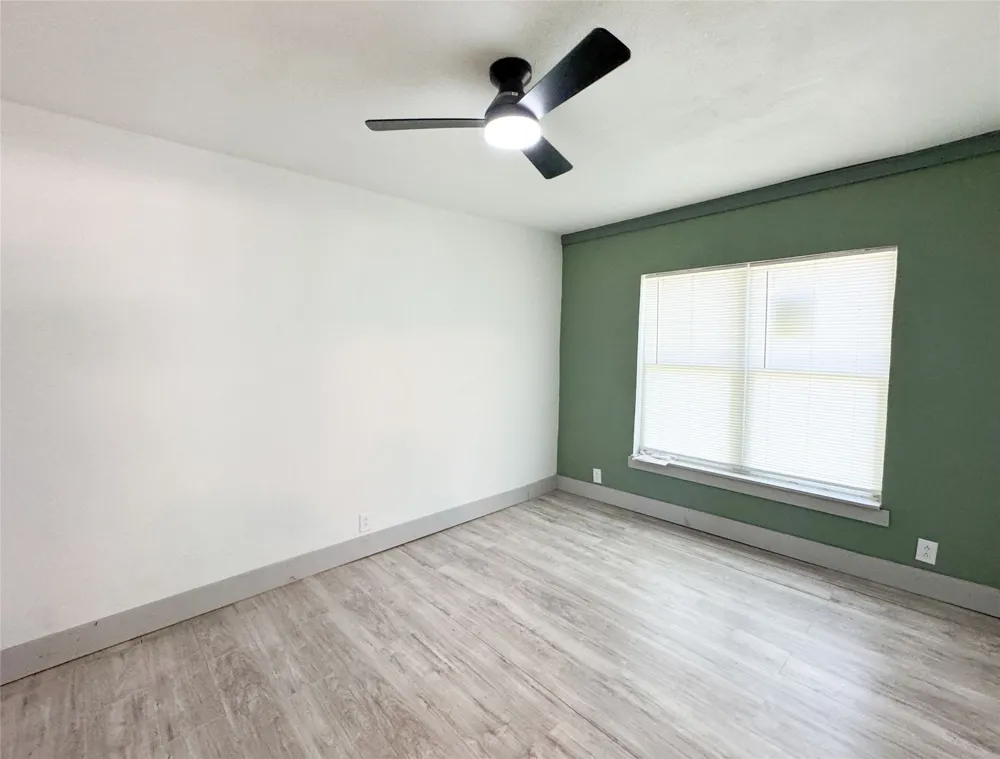 1402 Avenue A Cisco, TX 76437