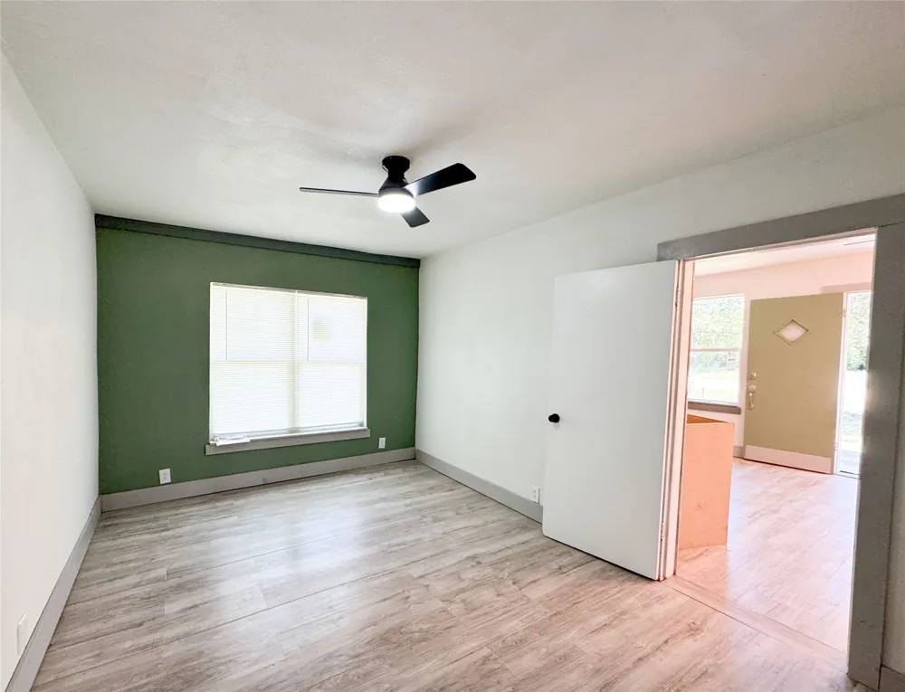 1402 Avenue A Cisco, TX 76437