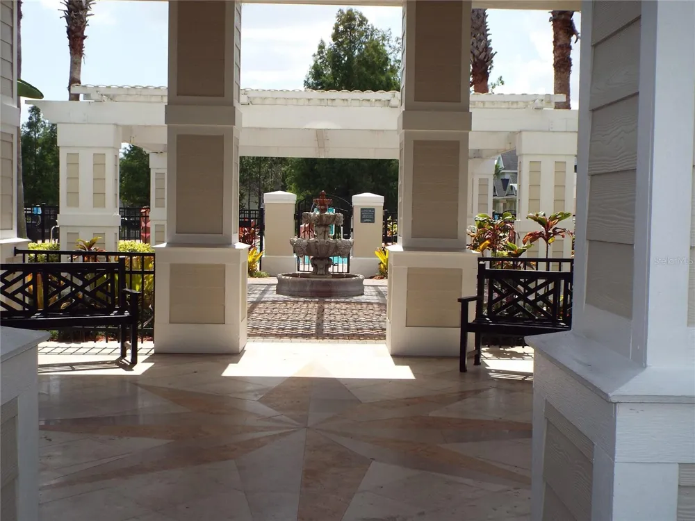 417 SOUTHERN PECAN CIRCLE #207 Winter Garden, FL 34787
