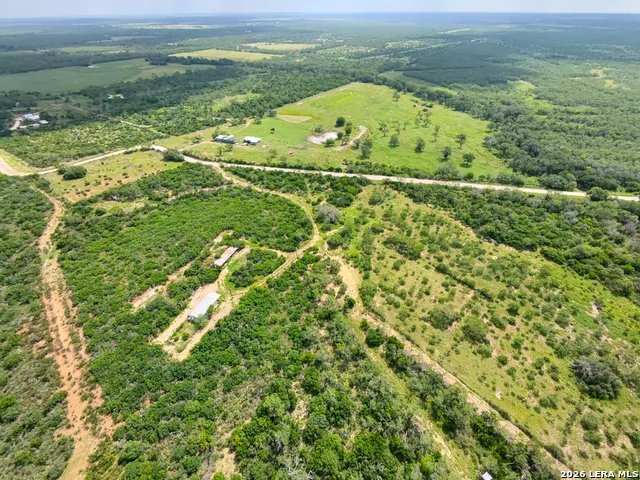 8711 County Road 1301 Moore, TX 78057
