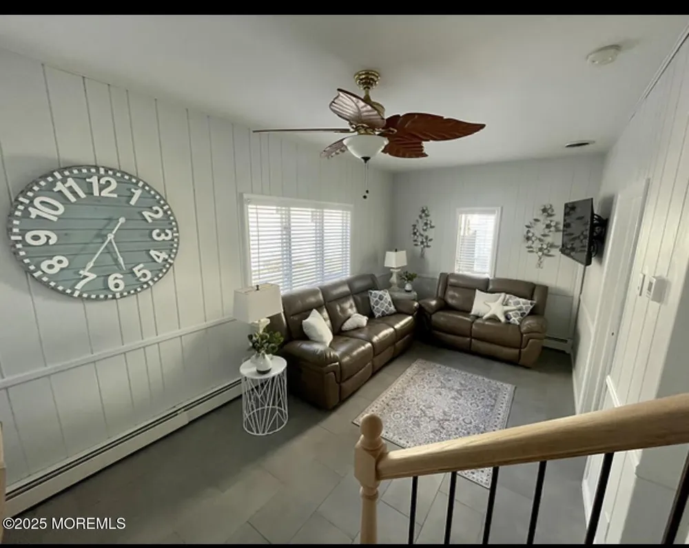 23 E Surf Way Lavallette, NJ 08735