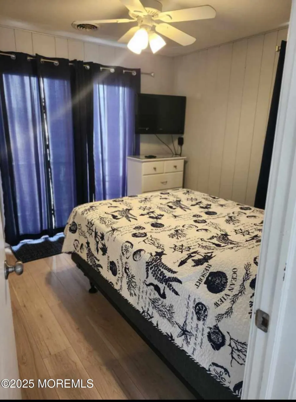 23 E Surf Way Lavallette, NJ 08735