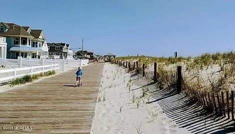 23 E Surf Way Lavallette, NJ 08735