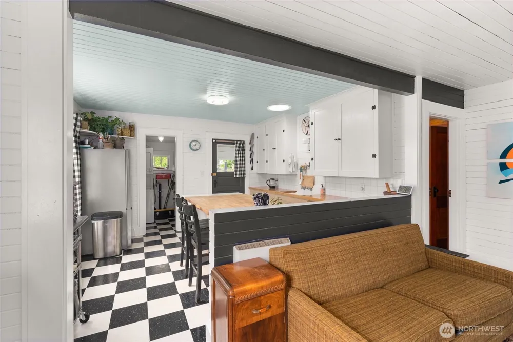 12 Main Street E South Bend, WA 98586