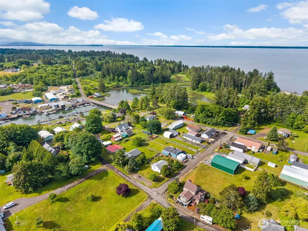 12 Main Street E South Bend, WA 98586